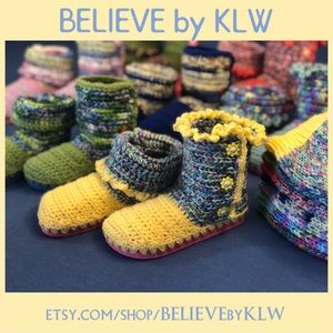 Handcrafted Kids boots with matching hats